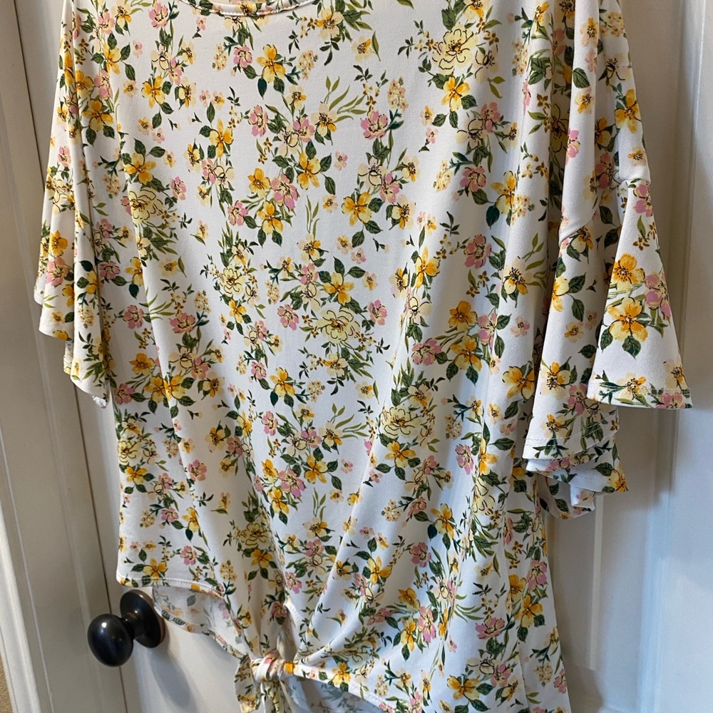 PerSeption Concept Cream and Yellow 3/4 Sleeve Tie Front Blouse - Picture 3 of 7
